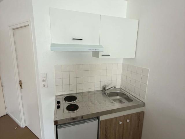 Appartement 1 pièce, 25 m² à louer à La Roche sur Yon 85000
