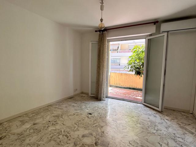 Appartement 1 pièce, 25 m² à louer à Le Cannet 06110