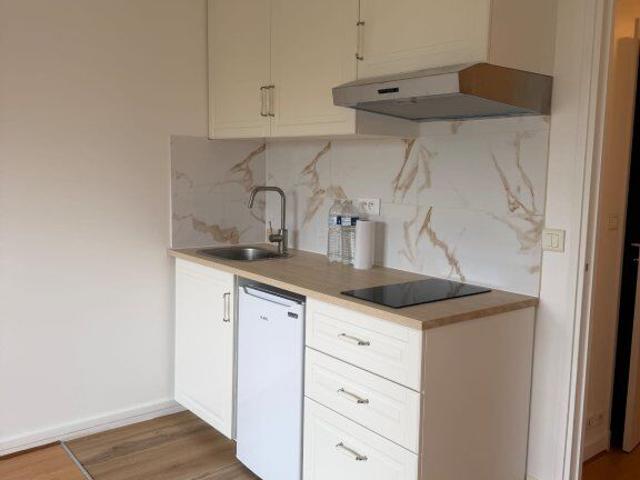 Appartement 1 pièce, 25 m² à louer à Le Chesnay Rocquencourt 78150