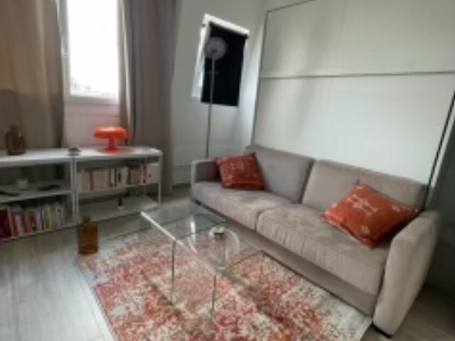 Appartement 1 pièce, 25 m² à louer à Paris 9 75009