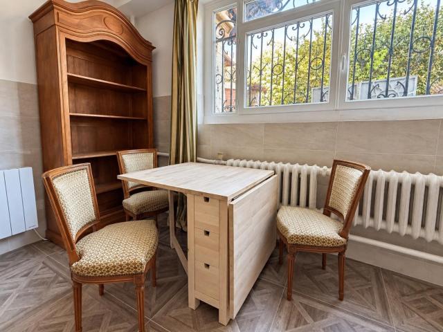 Appartement 1 pièce, 25 m² à louer à Poissy 78300