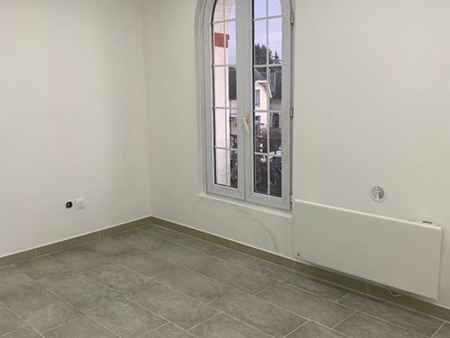 Appartement 1 pièce, 25 m² à louer à Villeneuve le Roi 94290