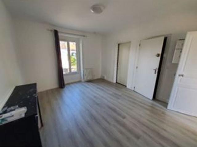 Appartement 1 pièce, 26 m² à louer à Marolles en Hurepoix 91630