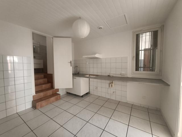 Appartement 1 pièce, 26 m² à louer à Marseille 15 13015