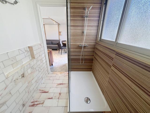Appartement 1 pièce, 26 m² à louer à Nice 06000