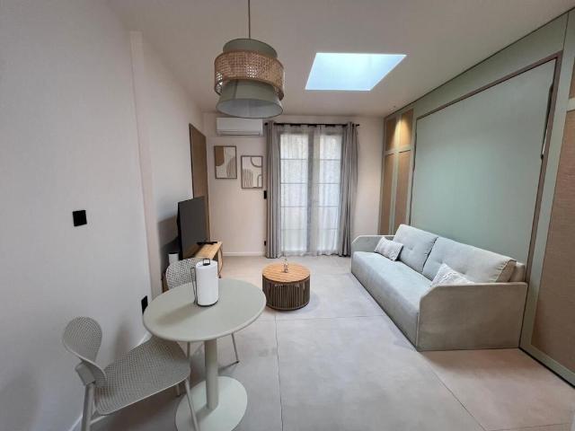 Appartement 1 pièce, 26 m² à louer à Aix en Provence 13100