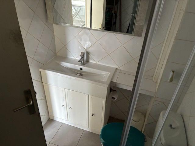 Appartement 1 pièce, 26 m² à louer à Antibes 06160