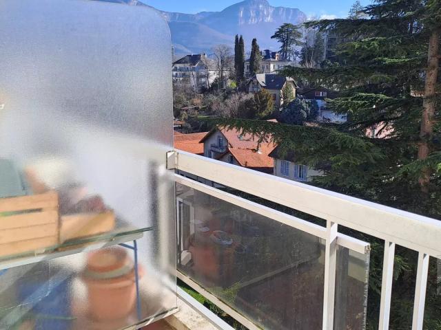 Appartement 1 pièce, 26 m² à louer à Chambéry 73000
