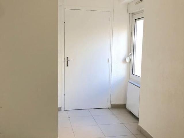 Appartement 1 pièce, 26 m² à louer à Guilherand Granges 07500