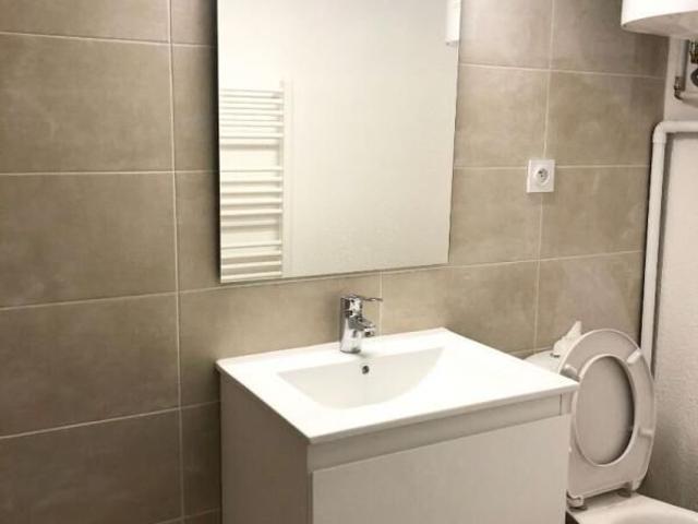 Appartement 1 pièce, 26 m² à louer à Guilherand Granges 07500