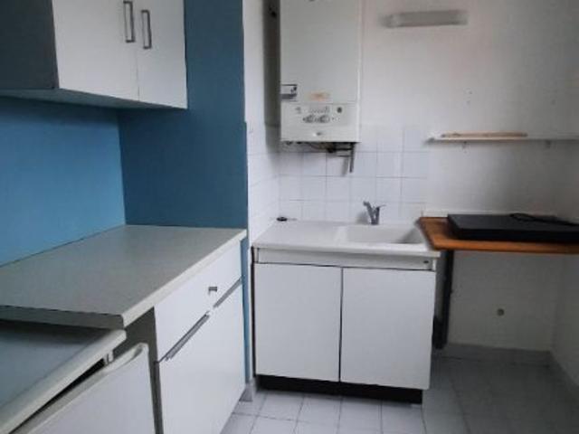 Appartement 1 pièce, 26 m² à louer à Lyon 7 69007