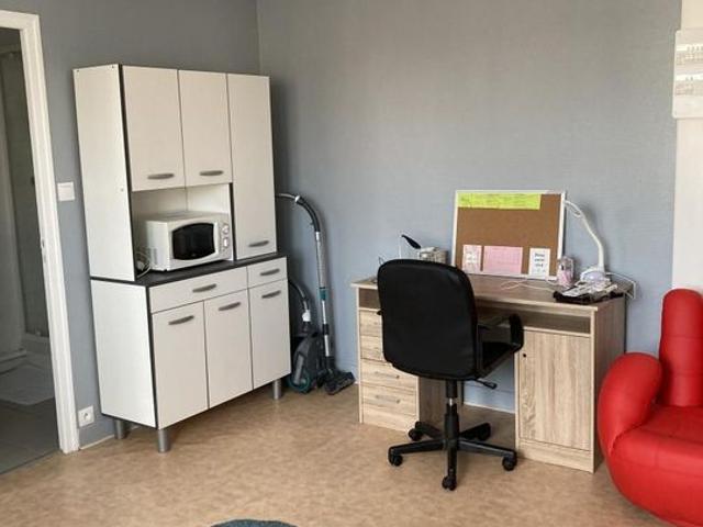 Appartement 1 pièce, 26 m² à louer à La Roche sur Yon 85000