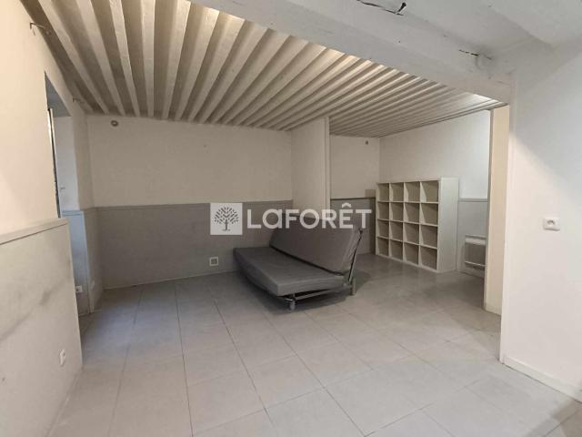 Appartement 1 pièce, 26 m² à louer à Le Thor 84250