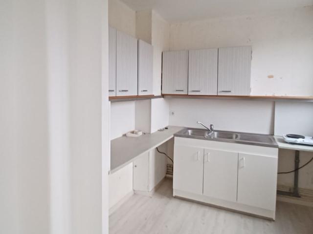 Appartement 1 pièce, 26 m² à louer à Loos 59120