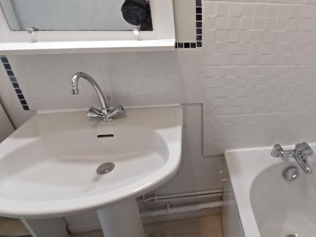 Appartement 1 pièce, 26 m² à louer à Loos 59120