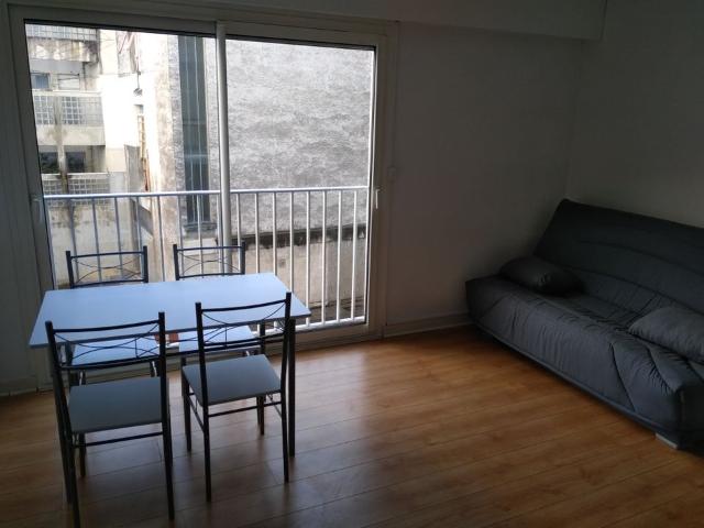 Appartement 1 pièce, 26 m² à louer à Reims 51100