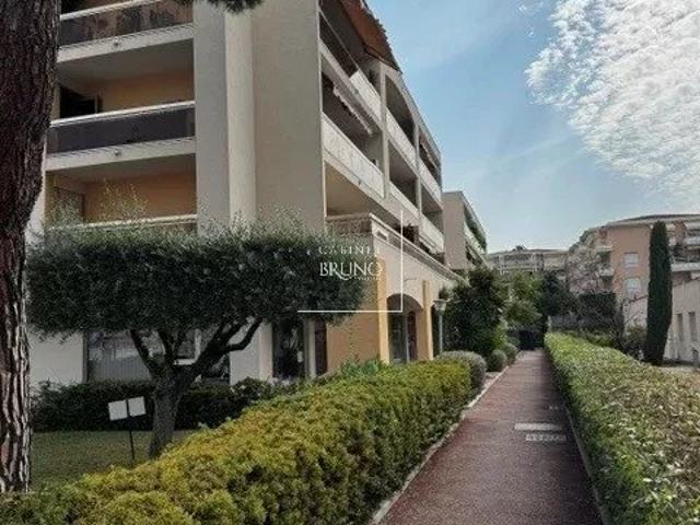 Appartement 1 pièce 27 m²