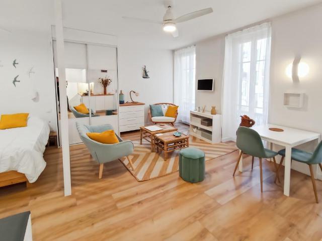 Studio 27 m²