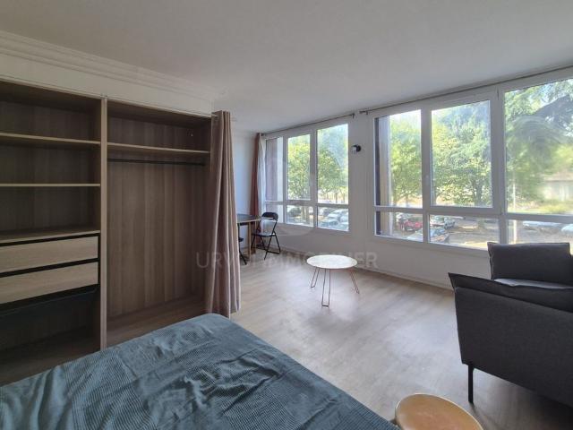 Appartement 1 pièce, 27 m² à louer à Meudon 92190