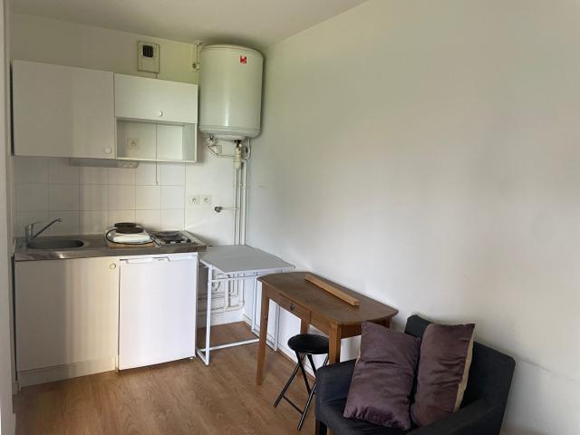 Appartement 1 pièce, 27 m² à louer à Nantes 44000