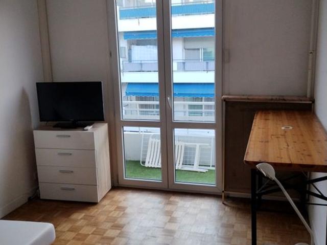 Appartement 1 pièce, 27 m² à louer à Nice 06000