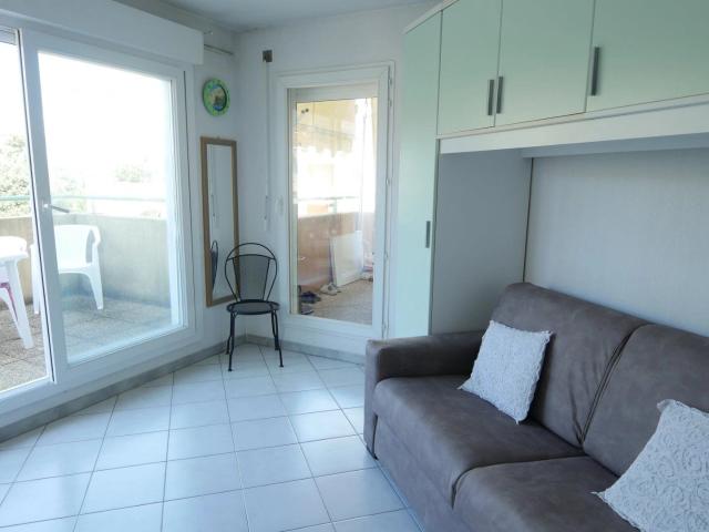 Appartement 1 pièce, 27 m² à louer à Nice 06000