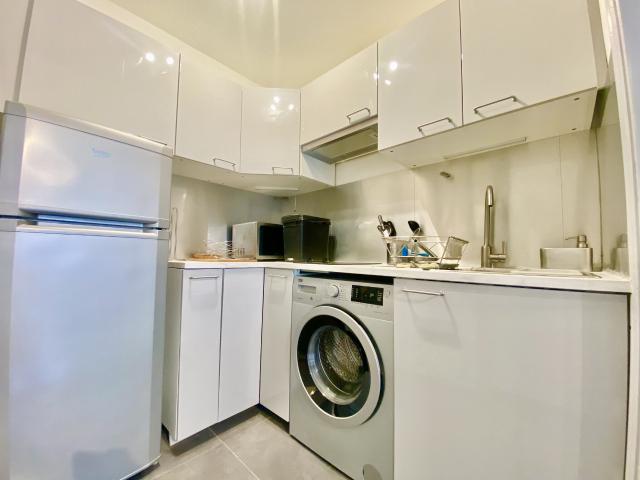 Appartement 1 pièce, 27 m² à louer à Nice 06200