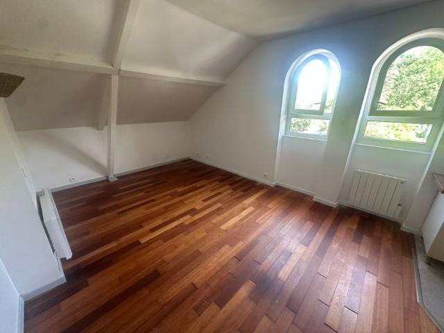 Appartement 1 pièce, 27 m² à louer à Noisiel 77186