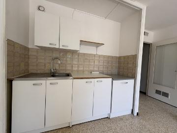 Appartement 1 pièce, 27 m² à louer à Aubagne 13400