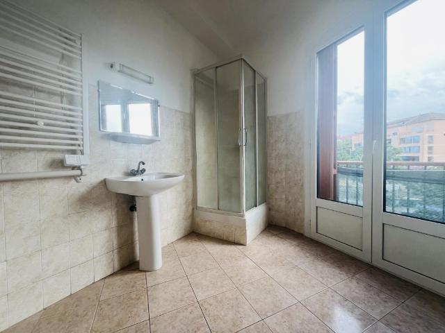 Appartement 1 pièce, 27 m² à louer à Bastia 20600