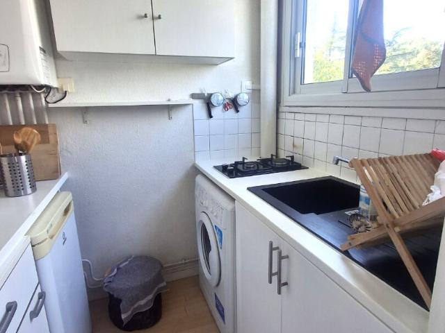 Appartement 1 pièce, 27 m² à louer à Bordeaux 33000