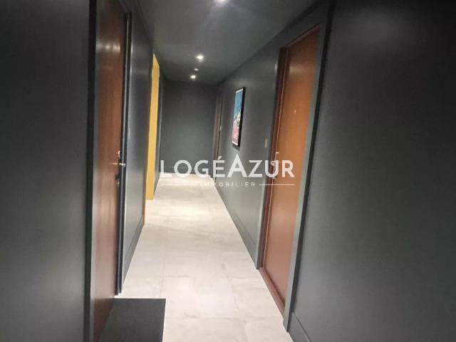 Appartement 1 pièce, 27 m² à louer à Cannes 06400