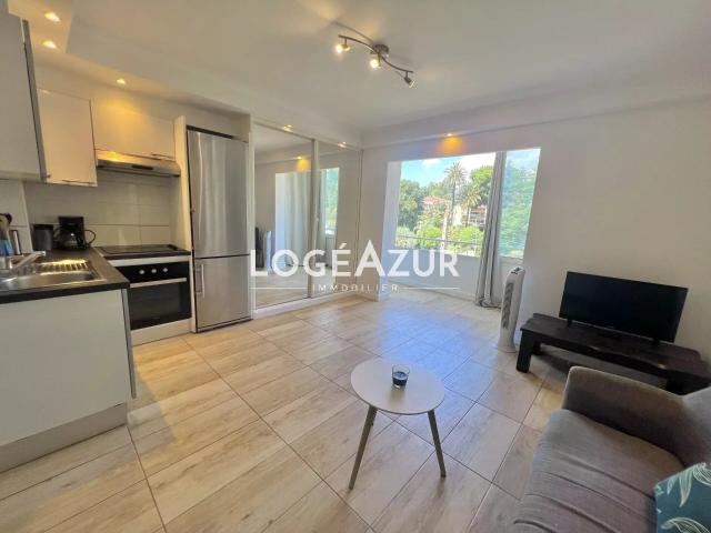 Appartement 1 pièce, 27 m² à louer à Cannes 06400