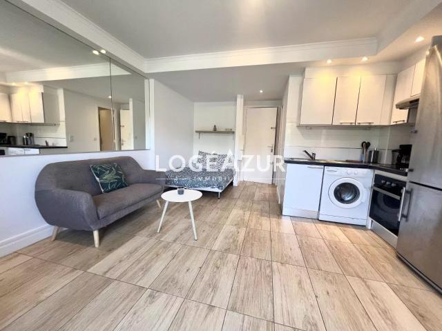 Appartement 1 pièce, 27 m² à louer à Cannes 06400