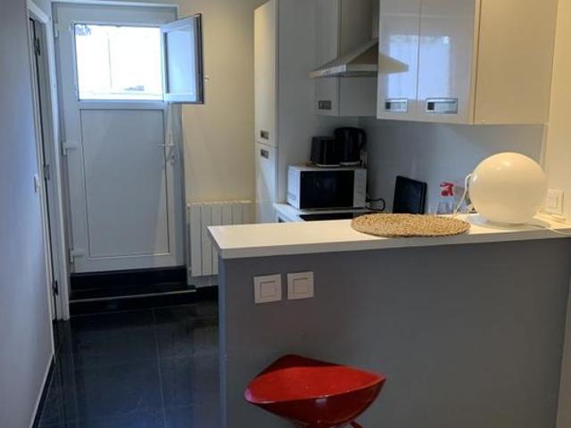 Appartement 1 pièce, 27 m² à louer à Chaville 92370