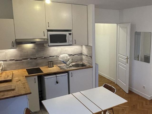 Appartement 1 pièce, 27 m² à louer à Courbevoie 92400