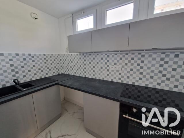 Appartement 1 pièce, 27 m² à louer à Juvisy sur Orge 91260