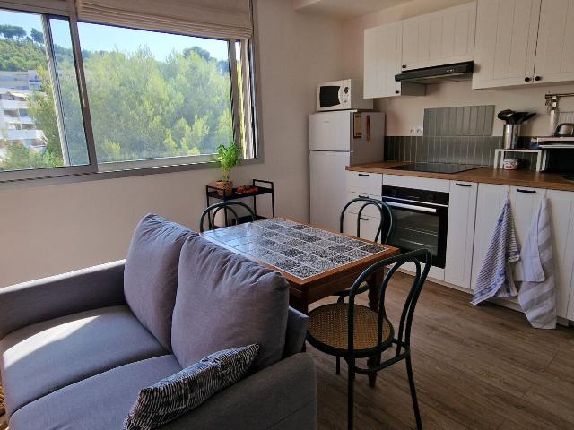 Appartement 1 pièce, 27 m² à louer à La Ciotat 13600