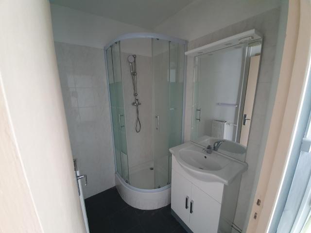 Appartement 1 pièce, 27 m² à louer à Le Pont de Claix 38800