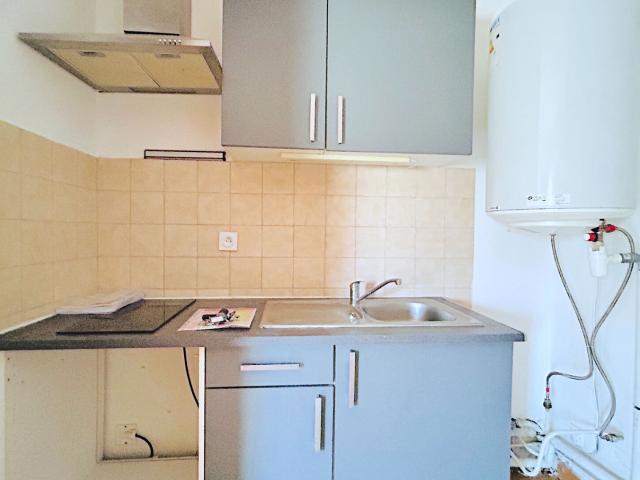 Appartement 1 pièce, 27 m² à louer à Saint André de Cubzac 33240