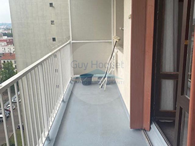 Appartement 1 pièce, 27 m² à louer à Saint Denis 93200