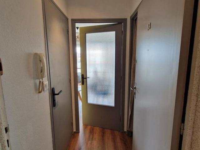 Appartement 1 pièce, 27 m² à louer à Saint Julien les Villas 10800