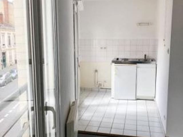 Appartement 1 pièce 27.3 m²