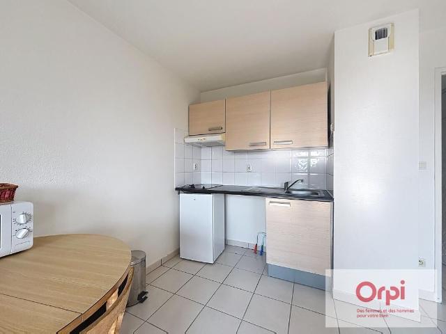 Appartement 1 pièce, 28 m² à louer à Montluçon 03100