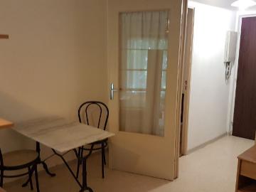 Appartement 1 pièce, 28 m² à louer à Avignon 84000