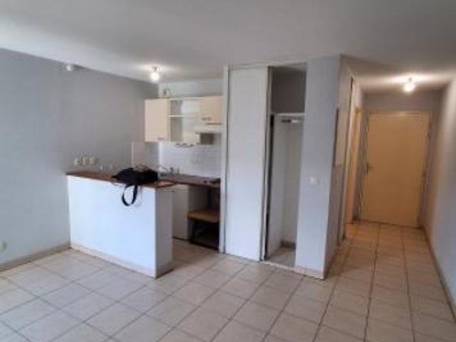 Appartement 1 pièce, 28 m² à louer à Bordeaux 33000