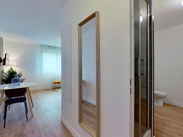 Appartement 1 pièce, 28 m² à louer à Caluire et Cuire 69300