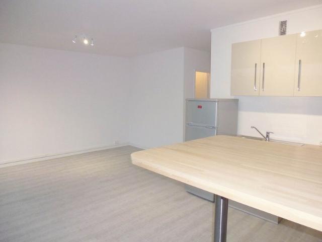 Appartement 1 pièce, 28 m² à louer à Chamalières 63400