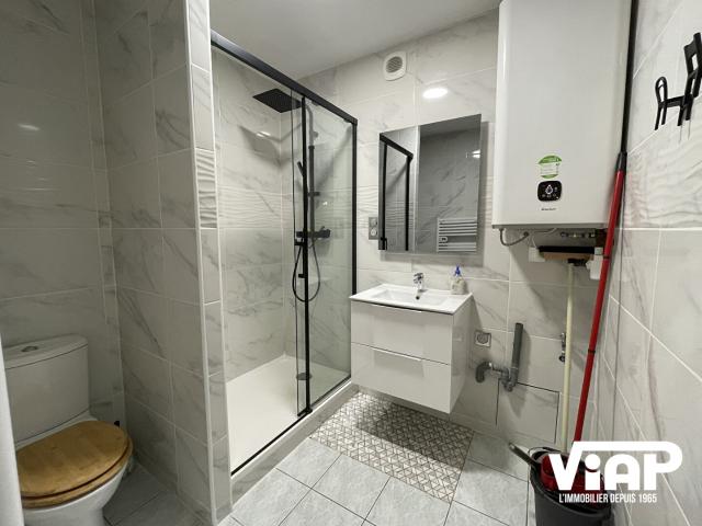 Appartement 1 pièce, 28 m² à louer à Châlus 87230