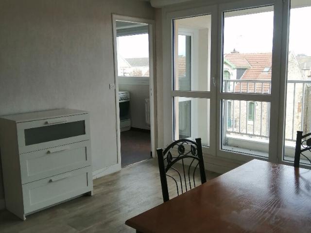 Appartement 1 pièce, 28 m² à louer à Châlons en Champagne 51000